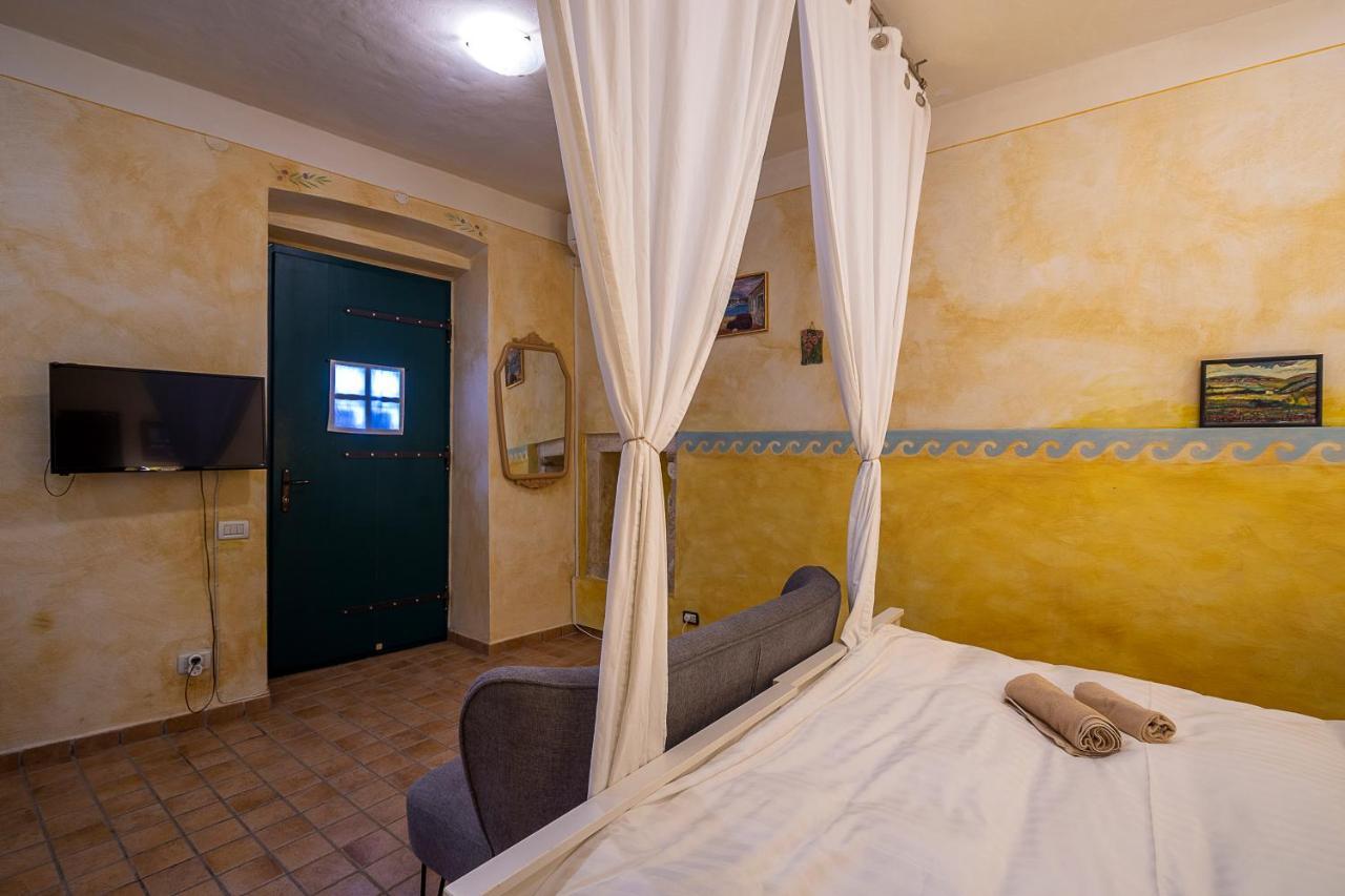 Alighieri Unique Apartment Pula Exterior foto